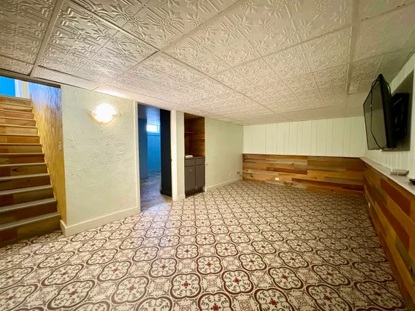 $275,000 | 210 South Lincoln Avenue, Glendo, WY 82213