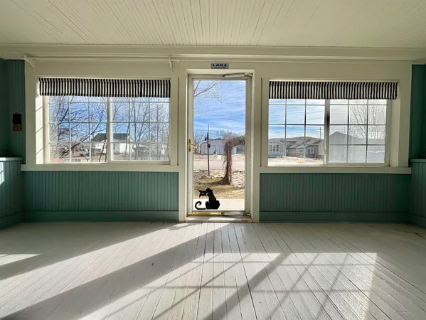 $275,000 | 210 South Lincoln Avenue, Glendo, WY 82213