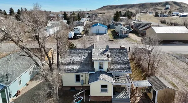 $275,000 | 210 South Lincoln Avenue, Glendo, WY 82213