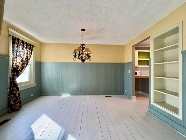 $275,000 | 210 South Lincoln Avenue, Glendo, WY 82213