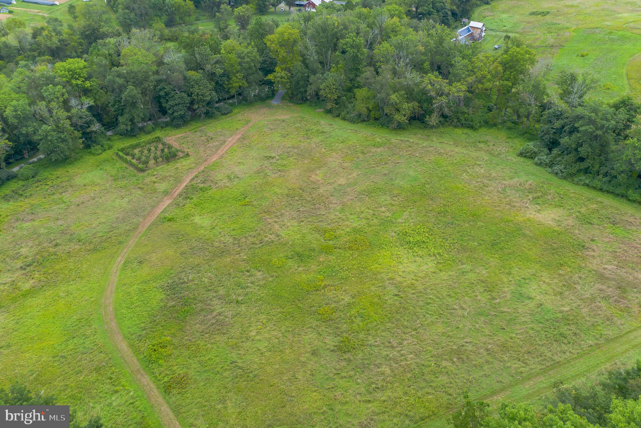 982 Garrett Mill Road Malvern, PA 19355 - Photo 3 of 11 Gallery Image 3