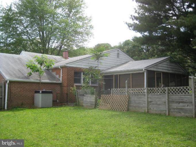 805 Ivydale Road Reisterstown, MD 21136 - Photo 3 of 22 Exterior (Rear)