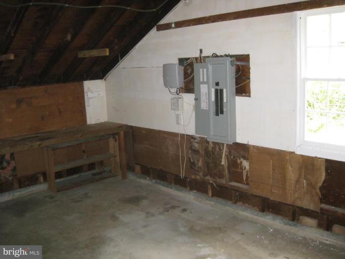 805 Ivydale Road Reisterstown, MD 21136 - Photo 22 of 22 Garage 2