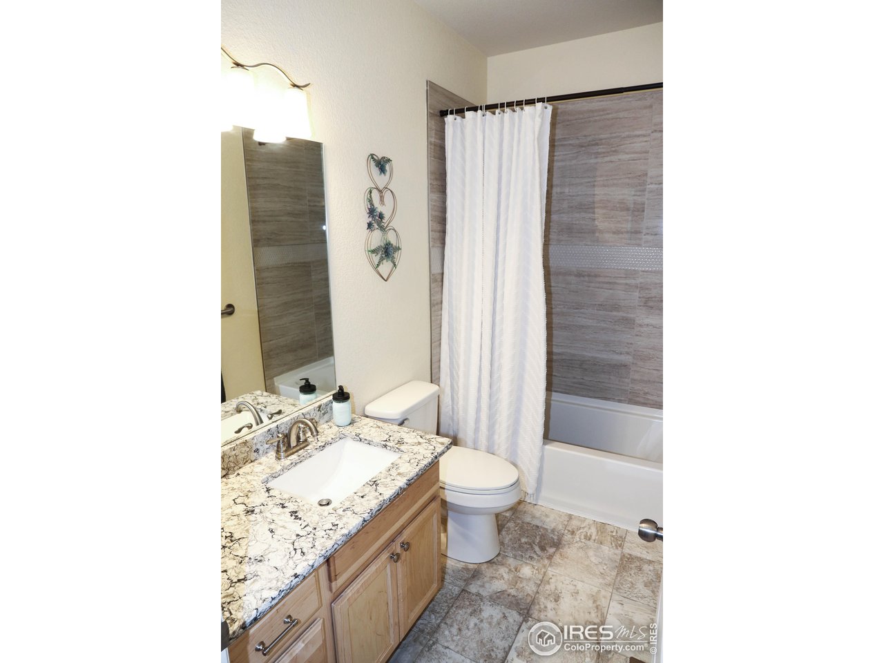 7587 McClellan Road Wellington, CO 80549 - Photo 20 of 31 2nd Bathroom