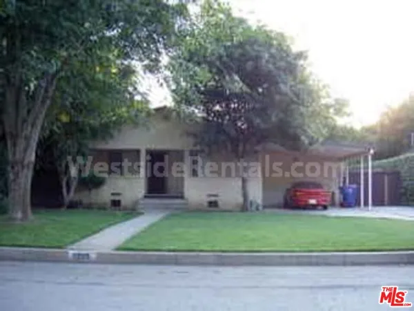 $5,450 | 5723 Stansbury Avenue, Van Nuys, CA 91401