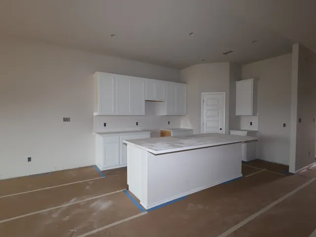 $429,990 | 19913 Schatz Way, Manor, TX 78653