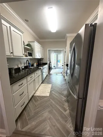 $2,250 | 4198 Pickering Drive, Hickory, NC 28602