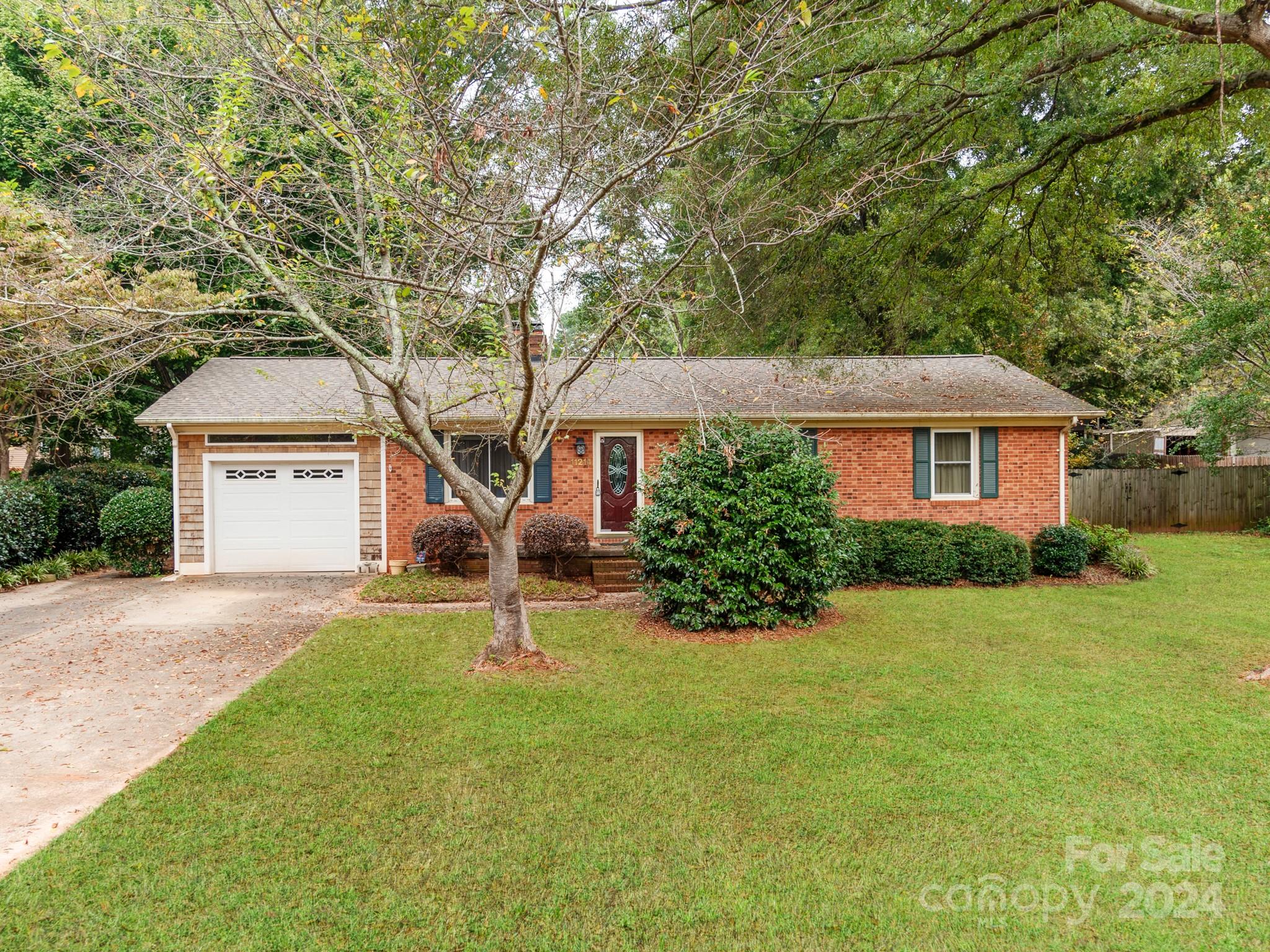 11214 Sudbury Road Davidson, NC 28036 - Photo 1 of 29 Gallery Image 1