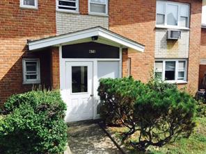 675 Pelham Road, Unit F 1011 New Rochelle, NY 10805 - Photo 1 of 1 Welcome Home ! Enjoy the ease of a no step entry!