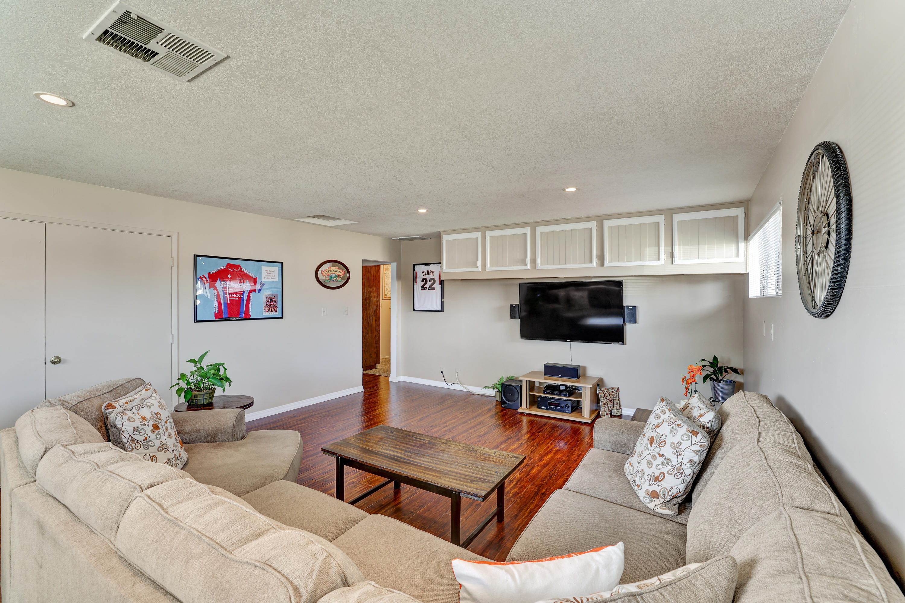 809 West Walnut Street Exeter, CA 93221 - Photo 18 of 63 D50A1849_50_51