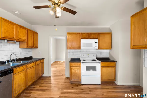 $364,900 | 135 Atkins Street, Meriden, CT 06450