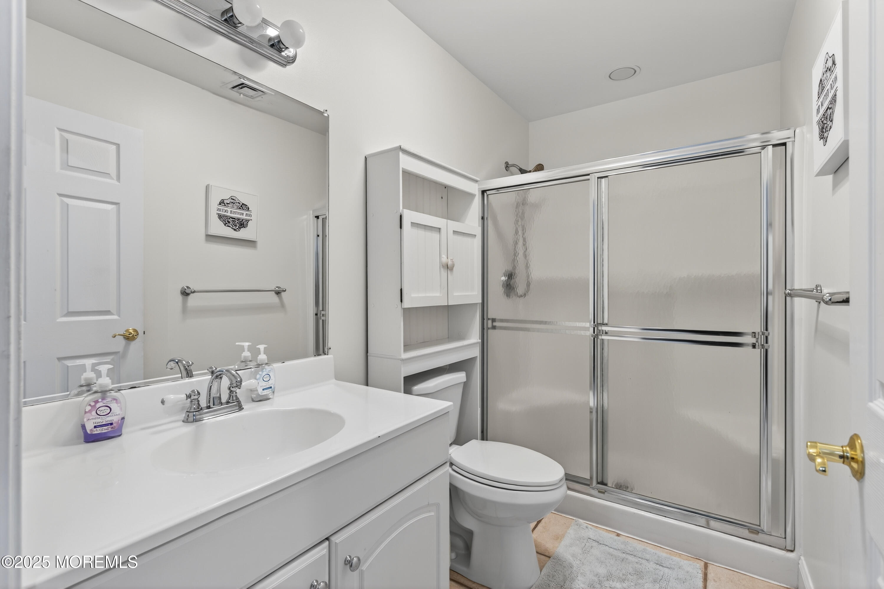 B19 Haddonfield Avenue Lavallette, NJ 08735 - Photo 9 of 34 038