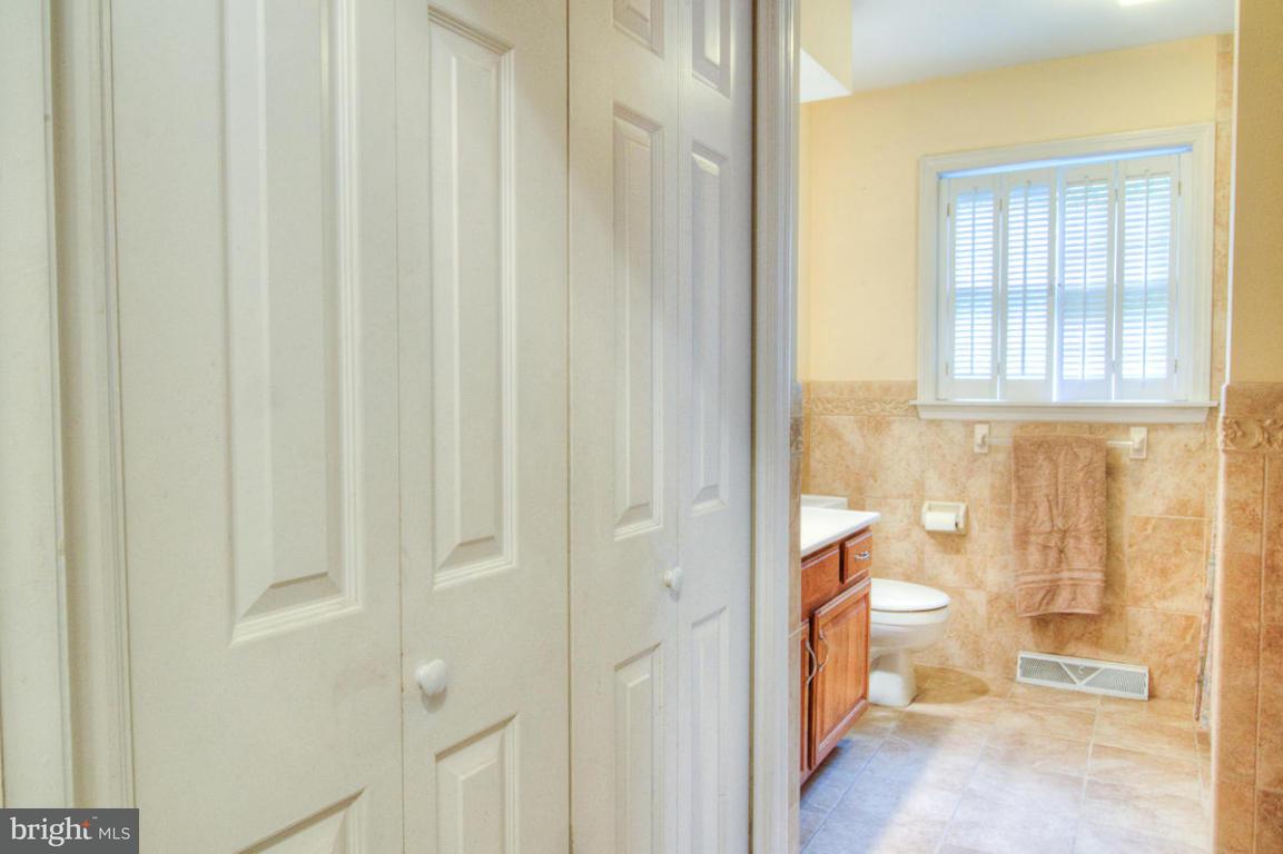 314 Partridge Drive Lititz, PA 17543 - Photo 13 of 38 Gallery Image 13