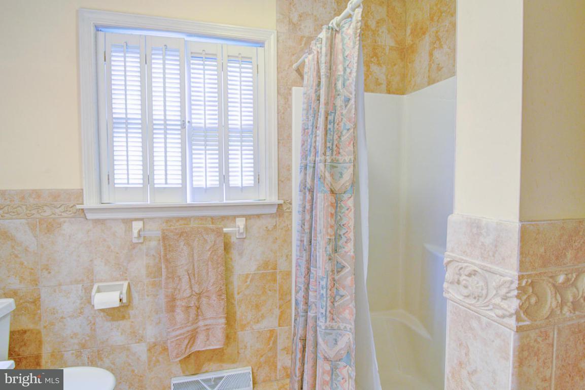 314 Partridge Drive Lititz, PA 17543 - Photo 15 of 38 Gallery Image 15