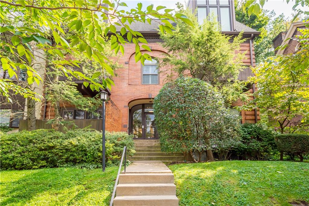 5922 Howe Street, Unit 204 Pittsburgh, PA 15232 - Photo 2 of 42 Welcome home to a peaceful residential setting in the heart of convenient city living.