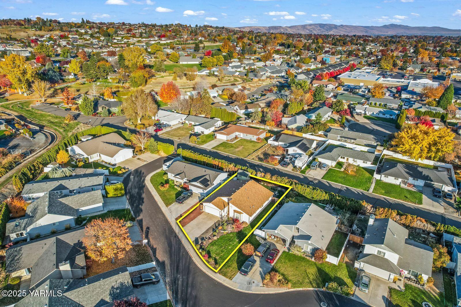307 South 76th Avenue Yakima, WA 98908 - Photo 23 of 36 an aerial view of a city