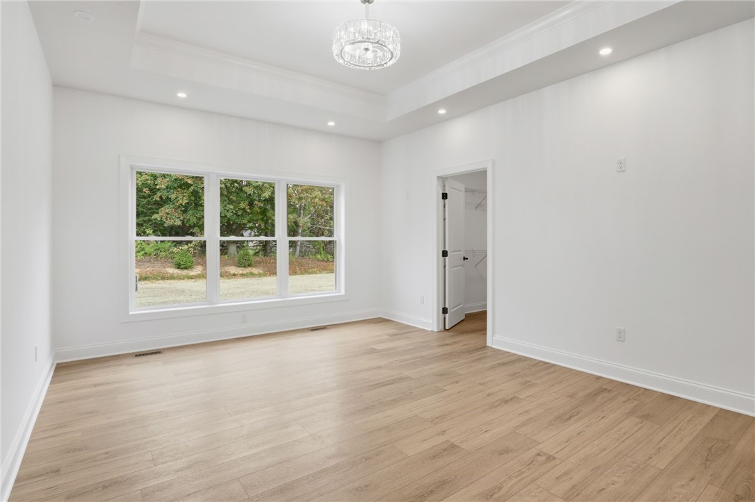 380 Rumford Road Greece, NY 14626 - Photo 17 of 42