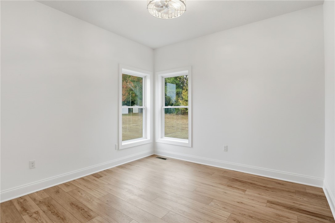 380 Rumford Road Greece, NY 14626 - Photo 20 of 42