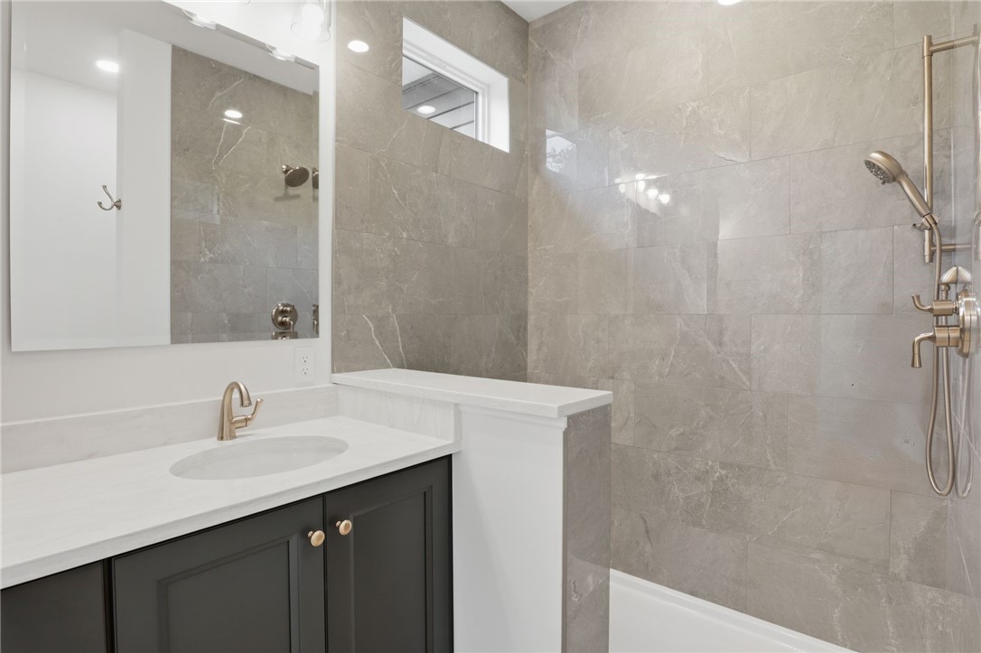 380 Rumford Road Greece, NY 14626 - Photo 26 of 42