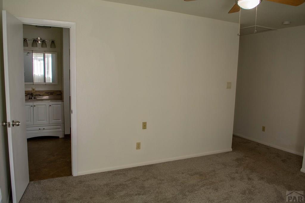 39 Macalester Road Pueblo, CO 81001 - Photo 11 of 32