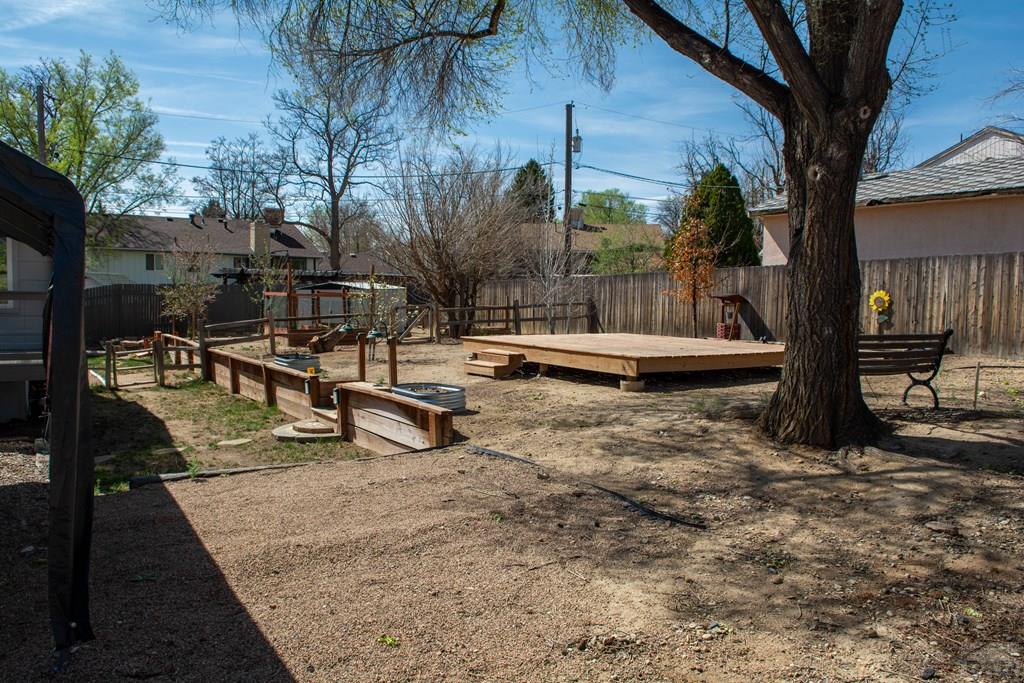 39 Macalester Road Pueblo, CO 81001 - Photo 28 of 32