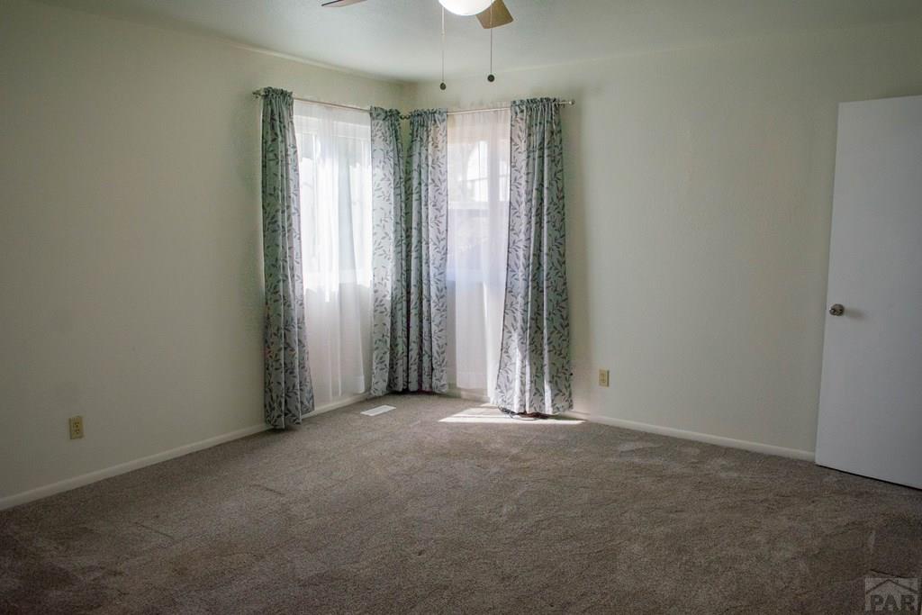 39 Macalester Road Pueblo, CO 81001 - Photo 9 of 32