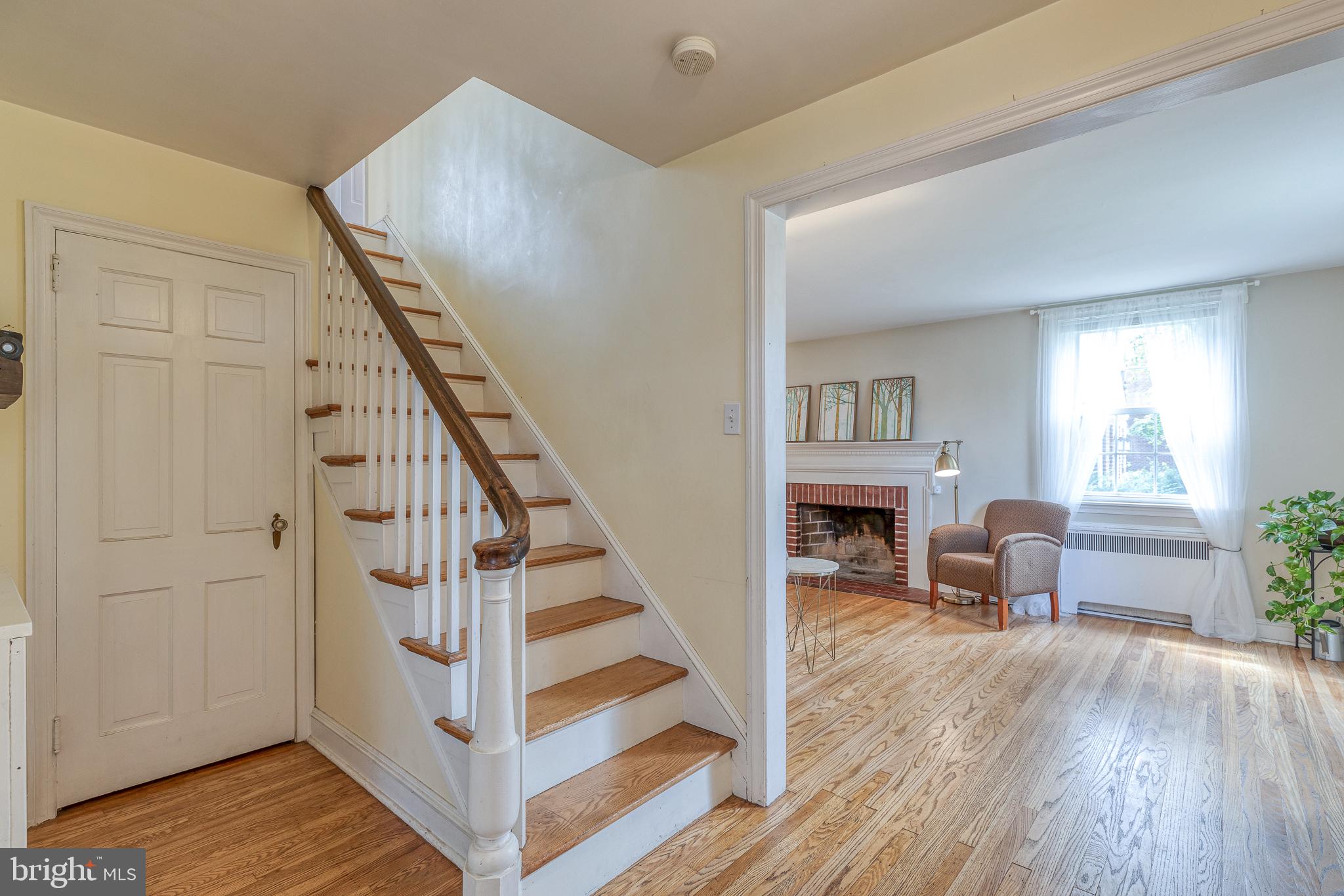 317 Earlington Road Havertown, PA 19083 - Photo 2 of 28