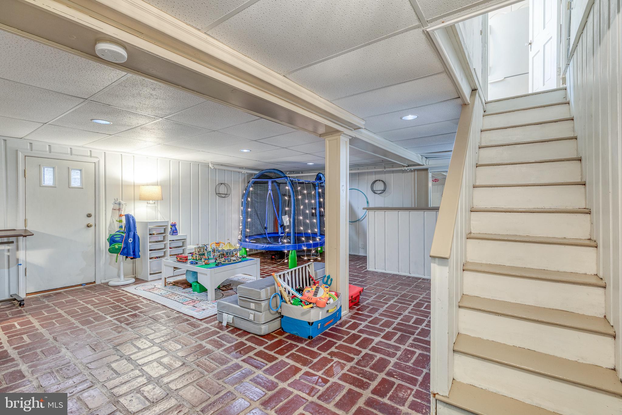 317 Earlington Road Havertown, PA 19083 - Photo 22 of 28