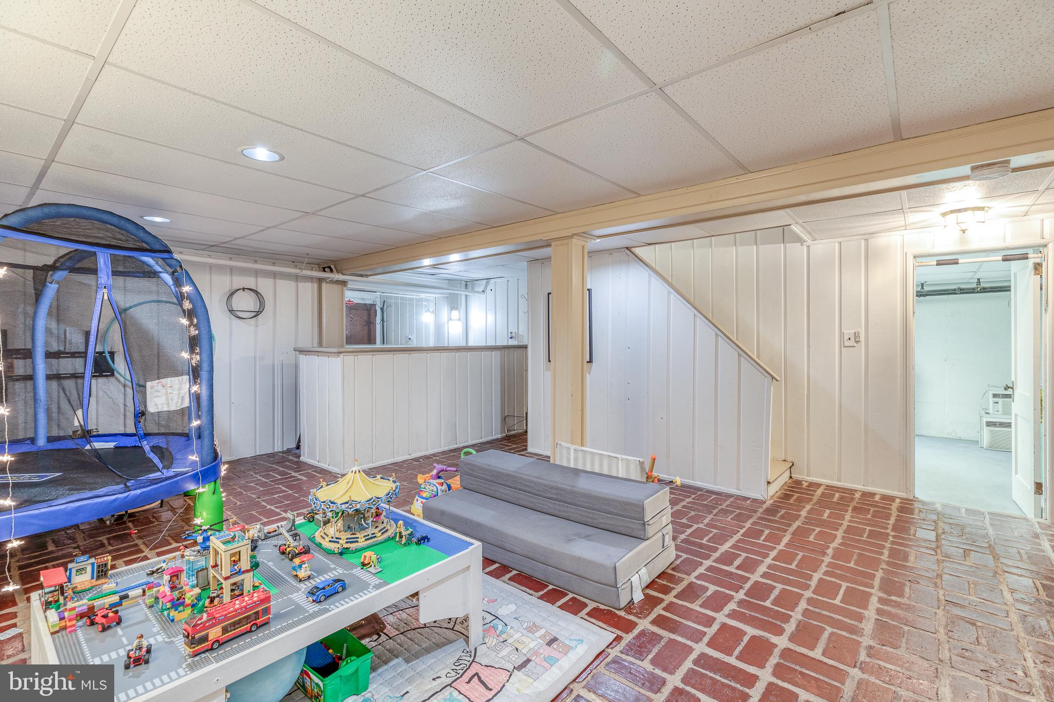 317 Earlington Road Havertown, PA 19083 - Photo 23 of 28