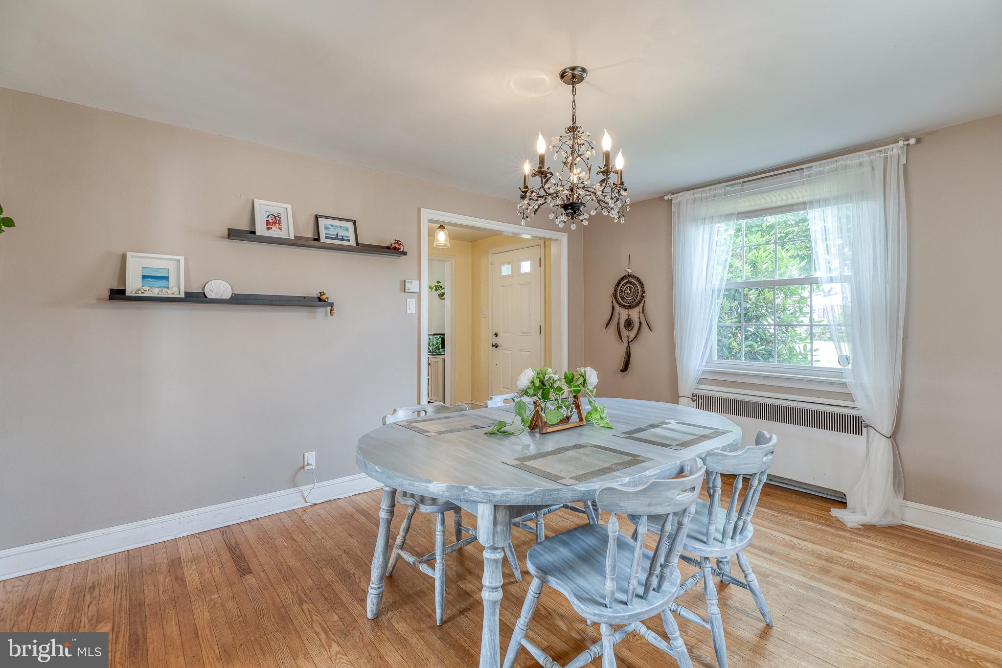 317 Earlington Road Havertown, PA 19083 - Photo 5 of 28