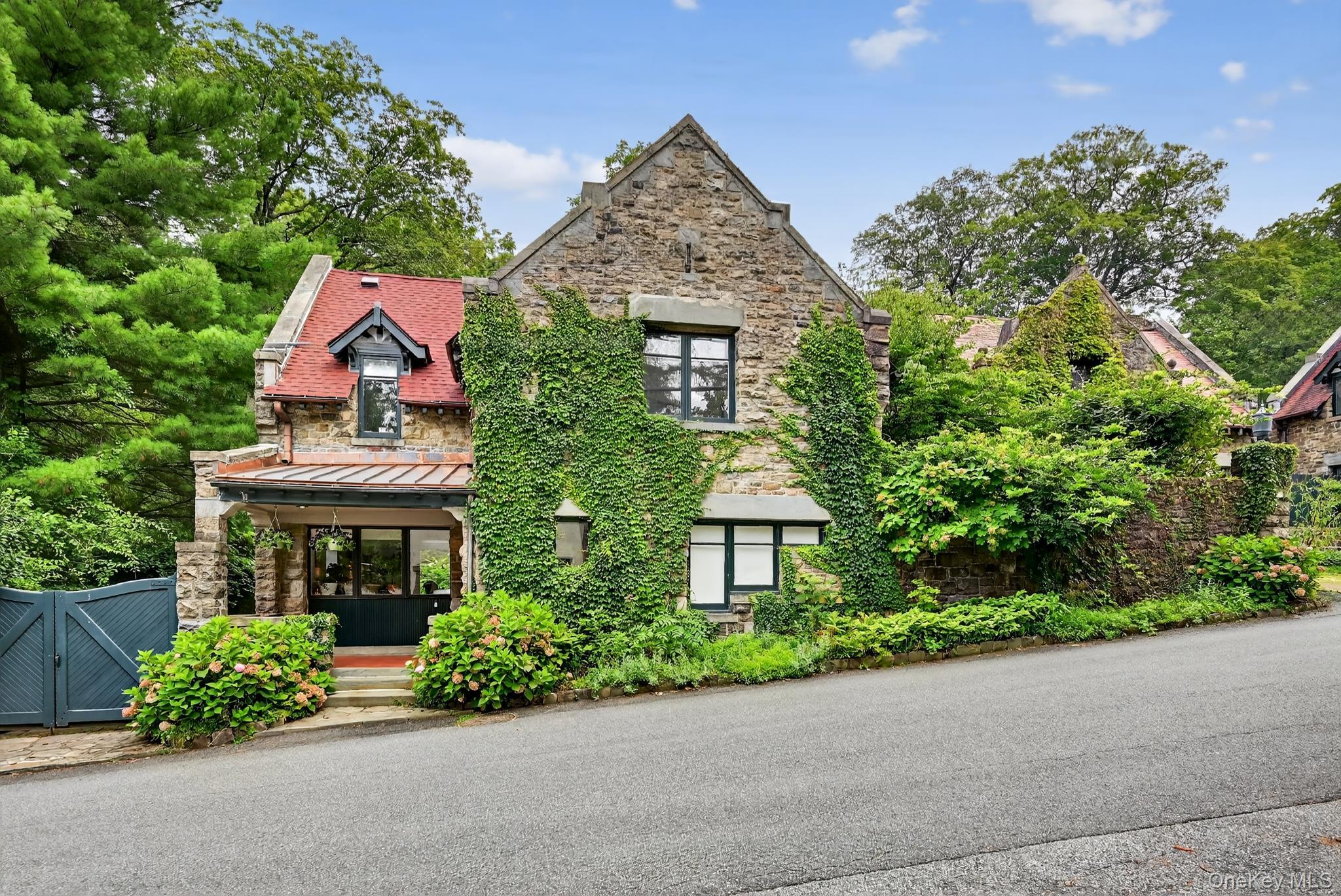 55 Clubhouse Road Tuxedo Park, NY 10987 - Photo 1 of 1 front view of a house