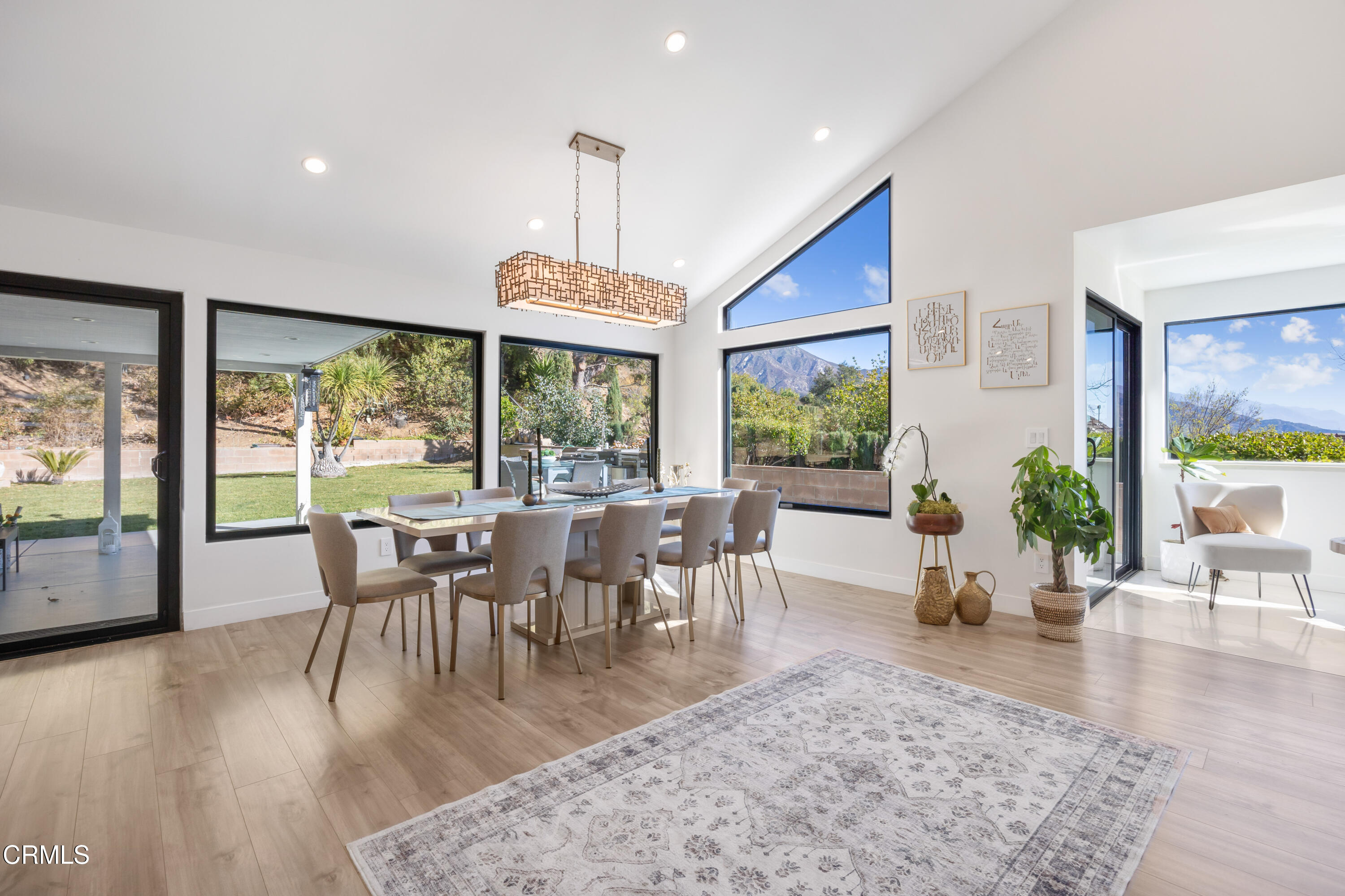 6629 Elmhurst Drive Tujunga, CA 91042 - Photo 10 of 53 6629 Elmhurst Dr. Tujunga 91042-10