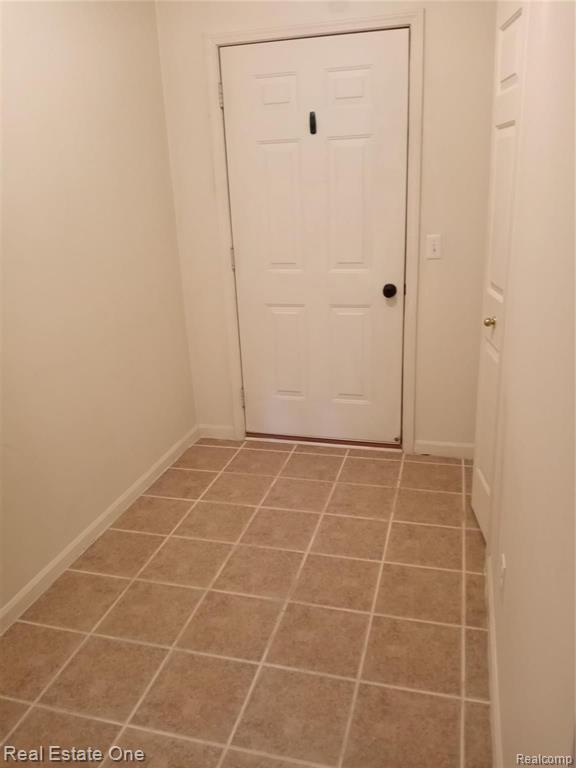 43288 Pendleton Circle Sterling Heights, MI 48313 - Photo 19 of 35