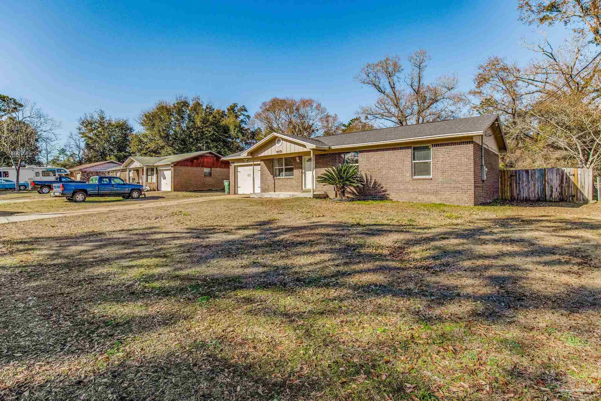 8270 Spicewood Road Pensacola, FL 32526 - Photo 3 of 42 Gallery Image 3