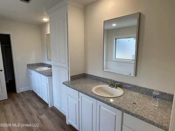 $309,900 | 537 Patrick Farms Drive, Pearl, MS 39208