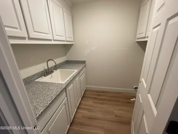 $309,900 | 537 Patrick Farms Drive, Pearl, MS 39208