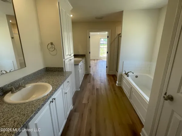 $309,900 | 537 Patrick Farms Drive, Pearl, MS 39208