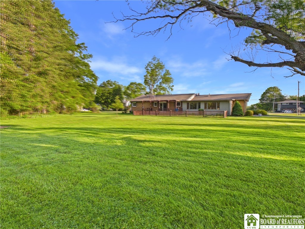 4547 Berry Road Pomfret, NY 14063 - Photo 4 of 32