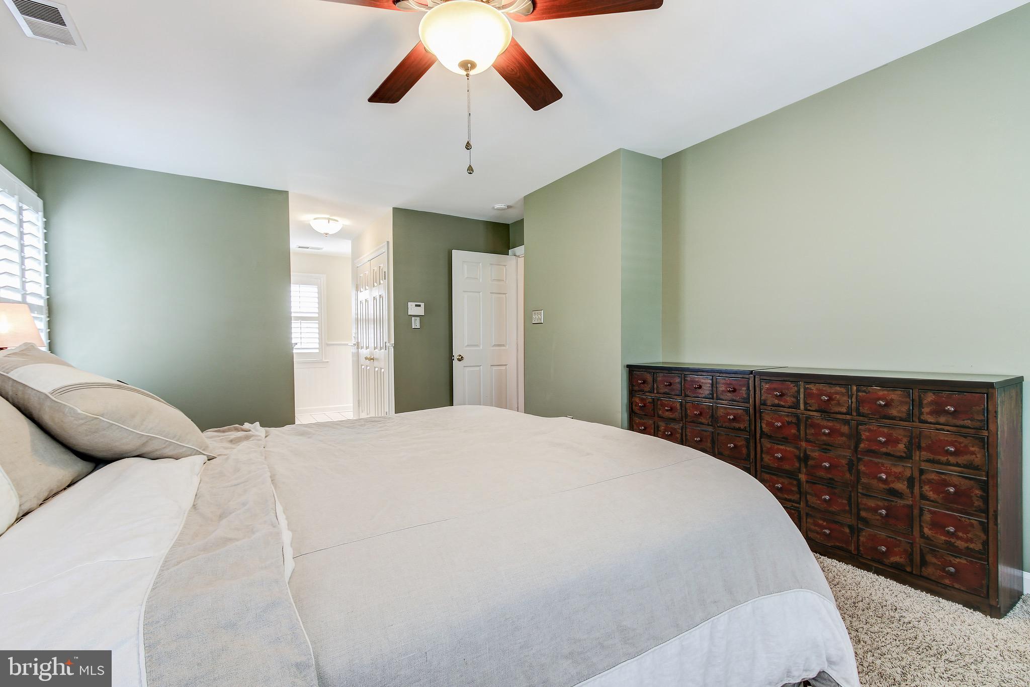 124 Little Quarry Road Gaithersburg, MD 20878 - Photo 30 of 52 Gallery Image 30