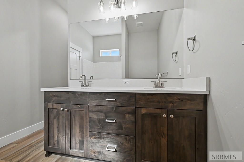 433 Spruce Way Rigby, ID 83442 - Photo 5 of 15 Primary Ensuite