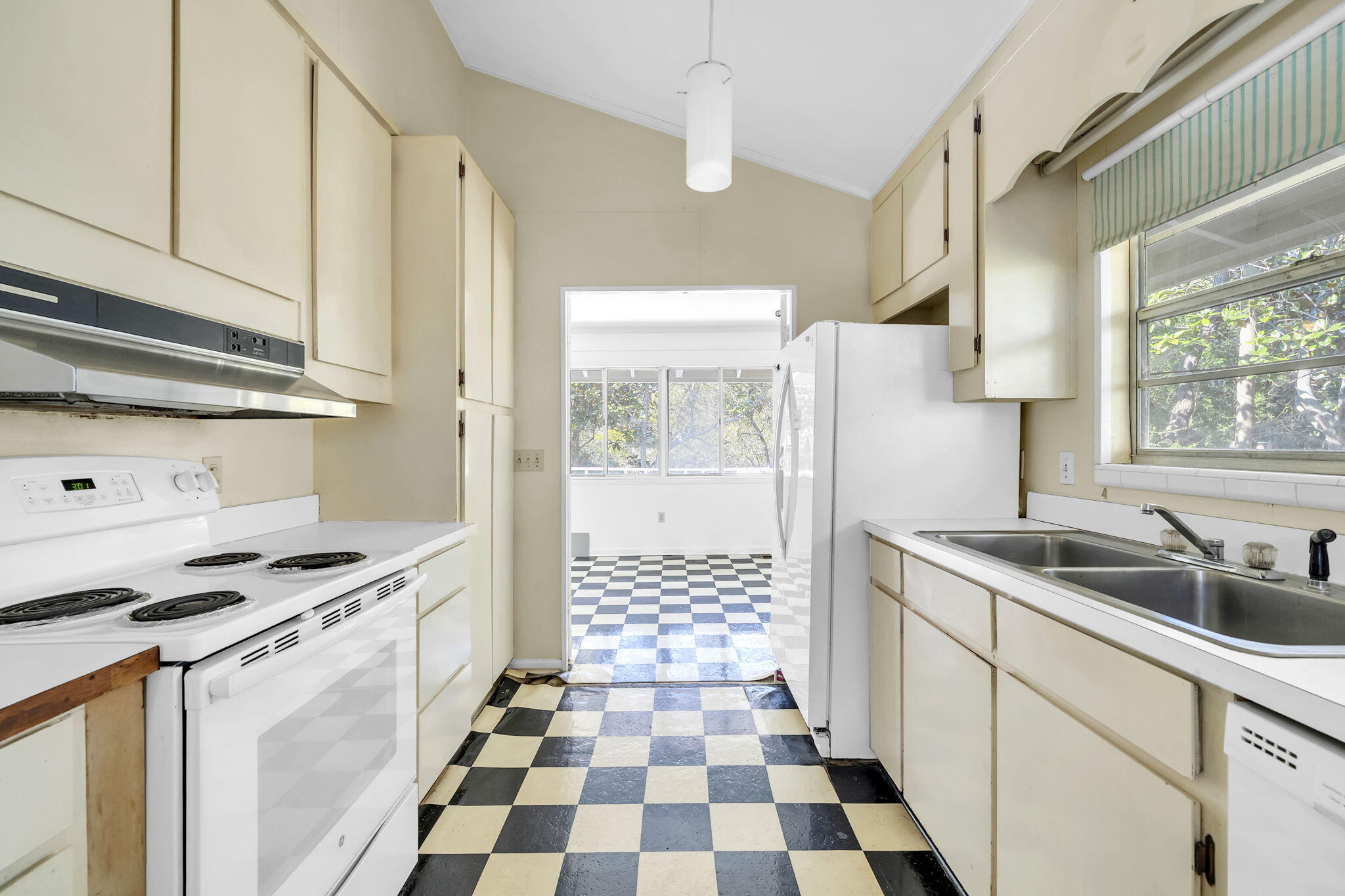 211 Missile Hill Road Miramar Beach, FL 32550 - Photo 17 of 80 16-web-or-mls-DSC05219