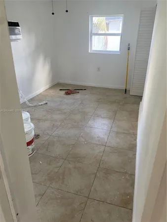 $2,900 | 1070 Northwest 147th Street, Miami, FL 33168