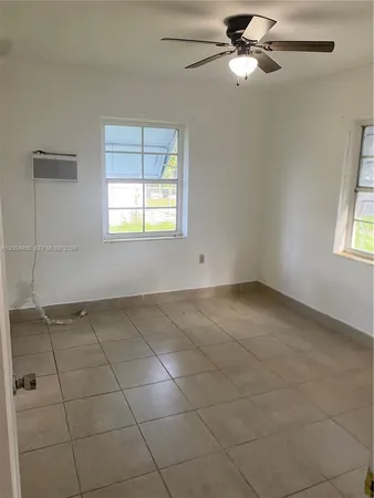 $2,900 | 1070 Northwest 147th Street, Miami, FL 33168