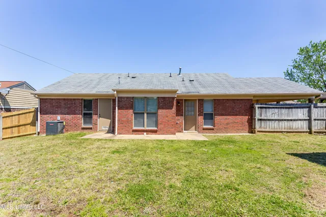 $1,560 | 7437 Cliffwood Drive, Horn Lake, MS 38637