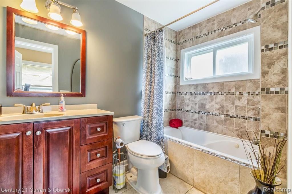 17594 Reed Street Melvindale, MI 48122 - Photo 11 of 22