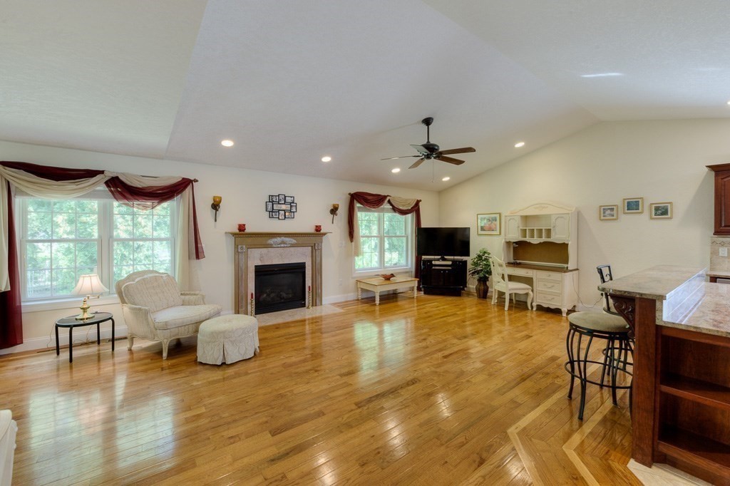 46 Palmer Road, Unit 34 Monson, MA 01057 - Photo 13 of 38