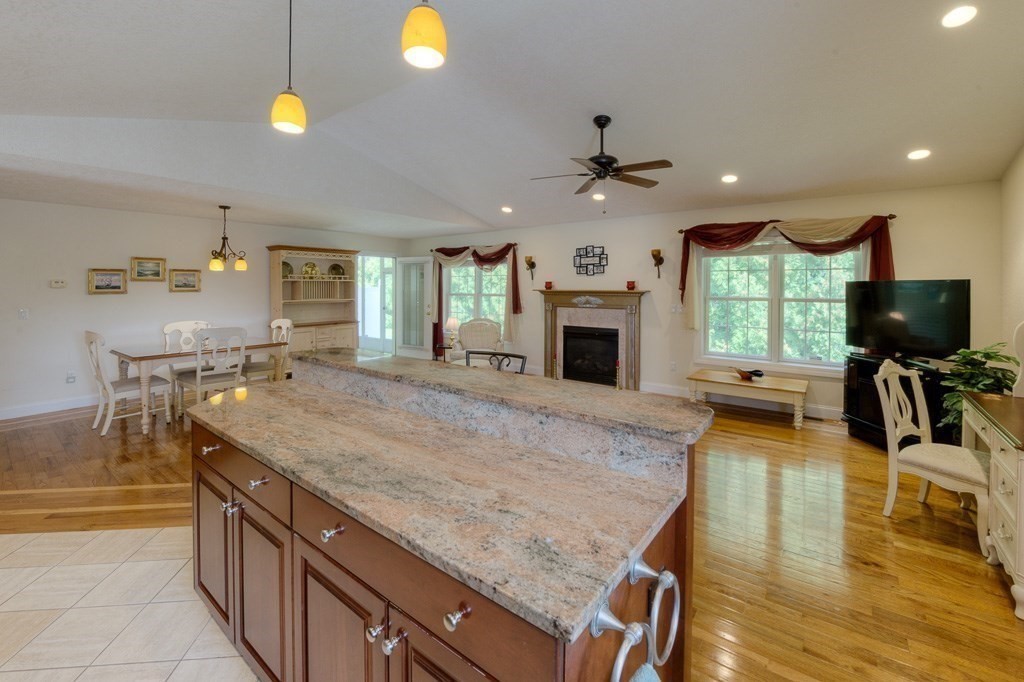 46 Palmer Road, Unit 34 Monson, MA 01057 - Photo 6 of 38