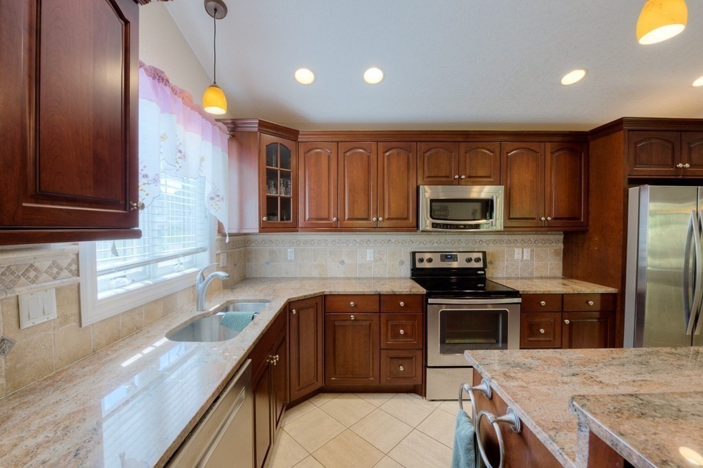46 Palmer Road, Unit 34 Monson, MA 01057 - Photo 10 of 38