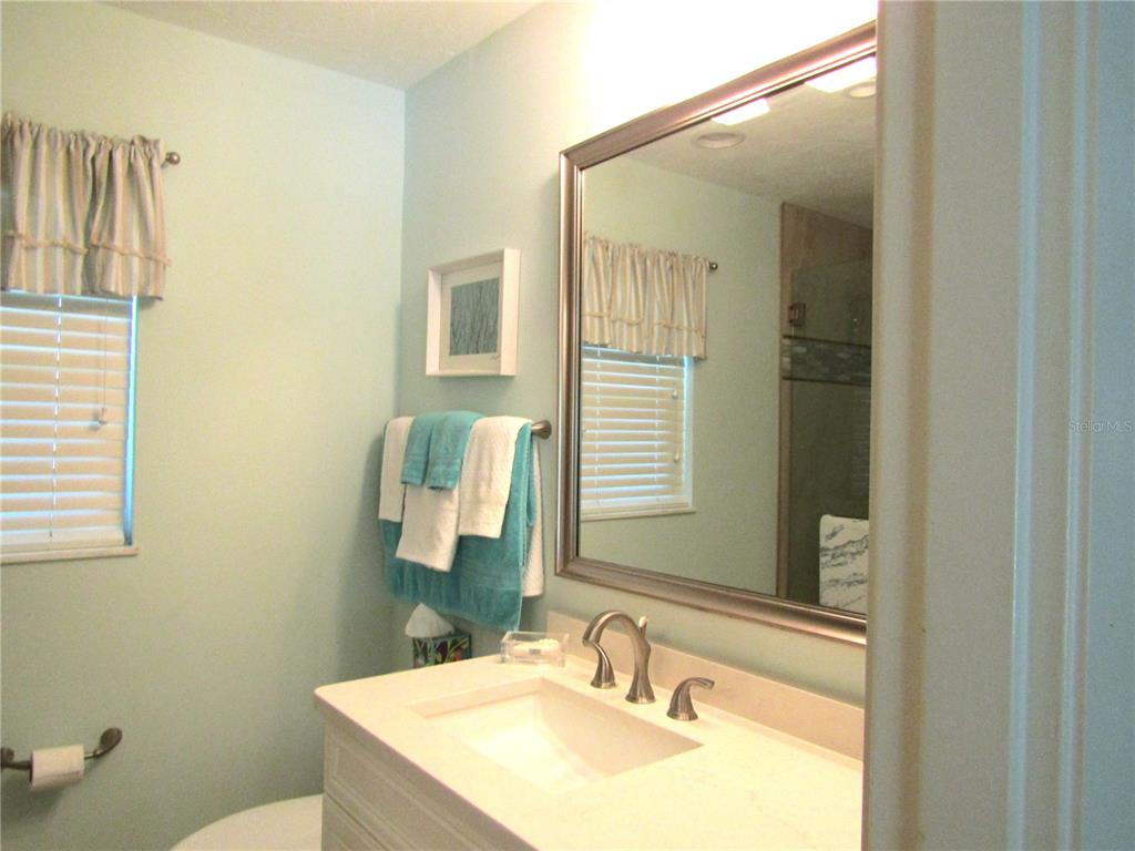 4700 Greencroft Road Sarasota, FL 34235 - Photo 22 of 26