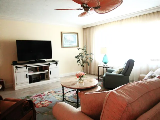 $5,500 | 4700 Greencroft Road, Sarasota, FL 34235